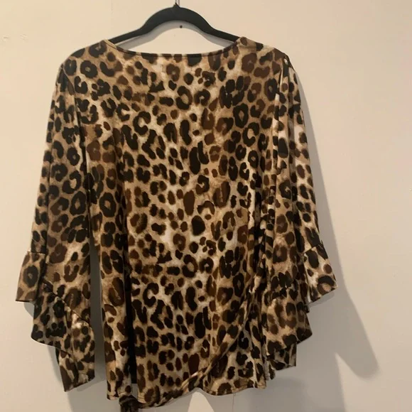 Betsey Johnson Leopard Print Blouse - Picture 5 of 10